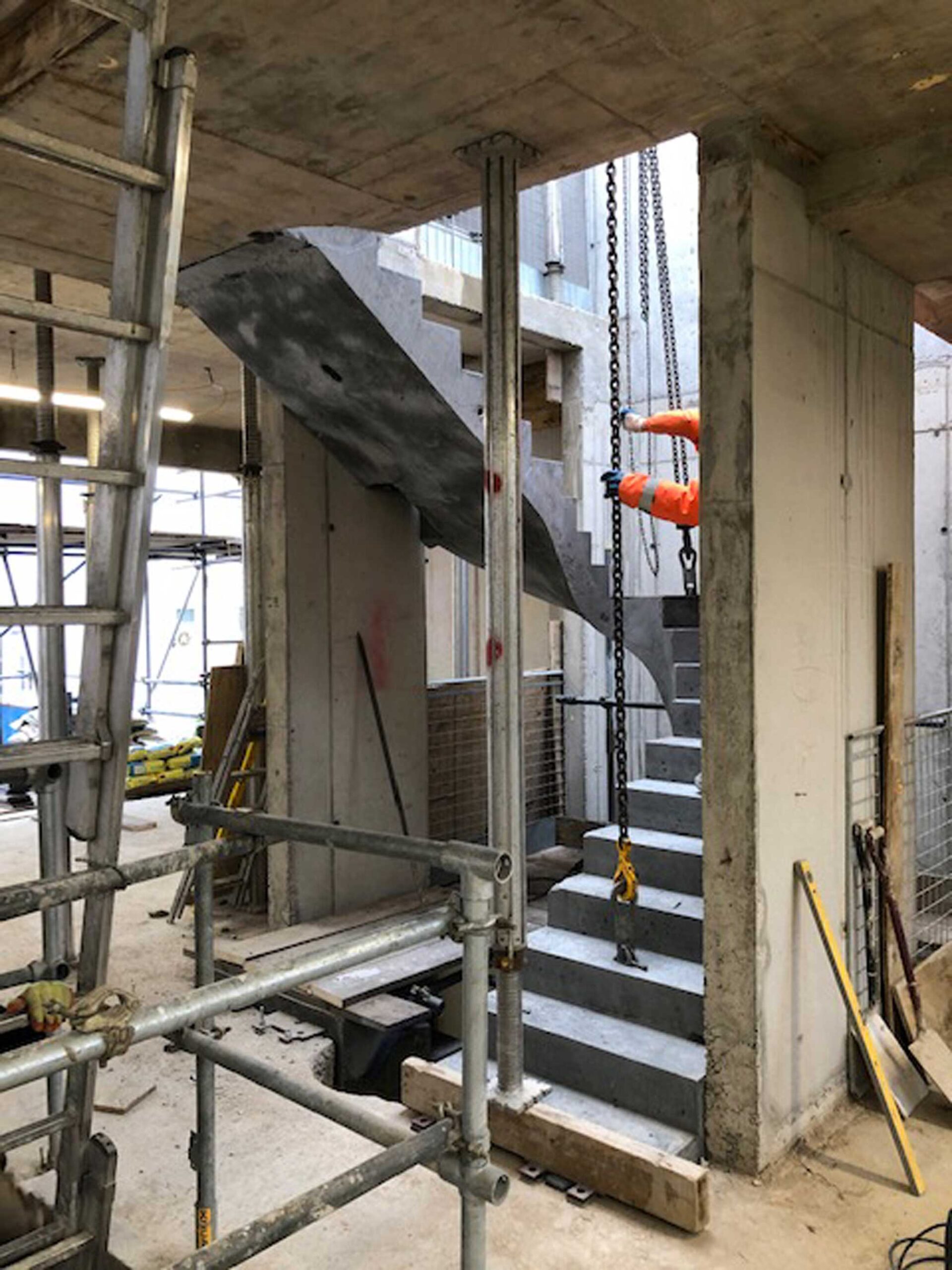 kensington-house-openstudio-architects-stair-installation