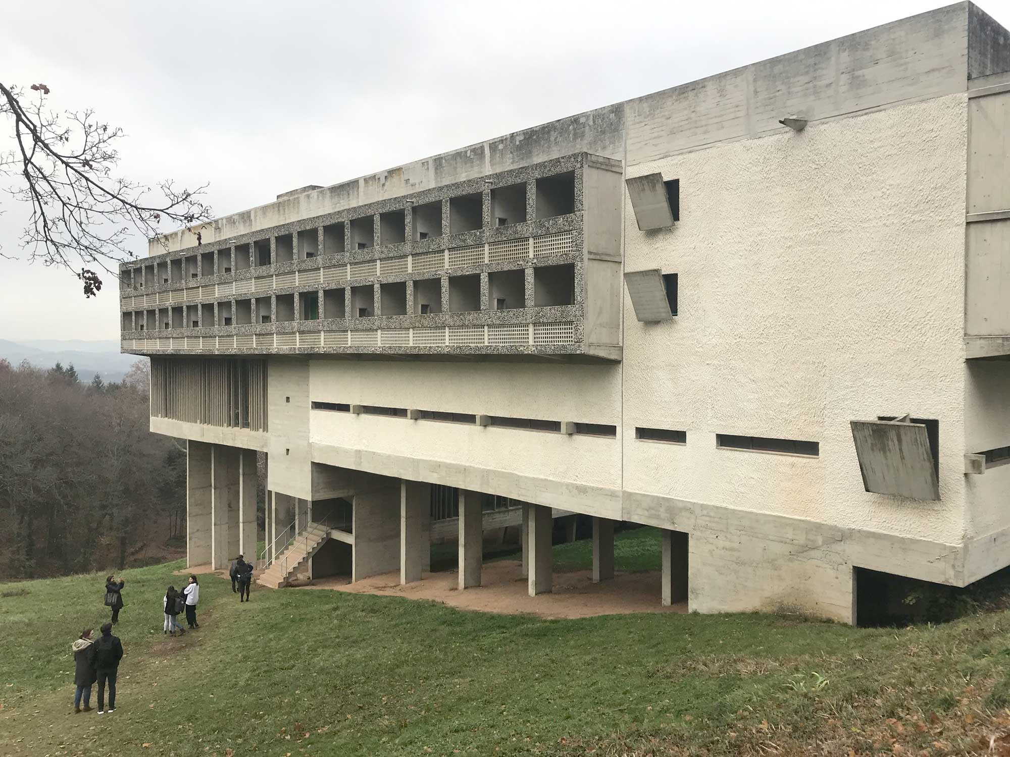 Monastery-of-La-Tourette-Le-Corbusier-openstudio-architects